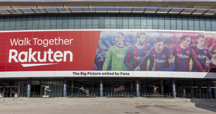 El mosaico de Rakuten en el Camp Nou / EFE