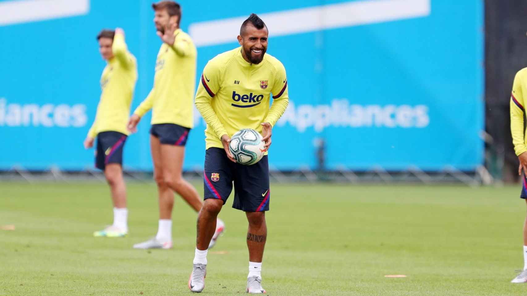 Arturo Vidal entrenando con el Barça / FC Barcelona