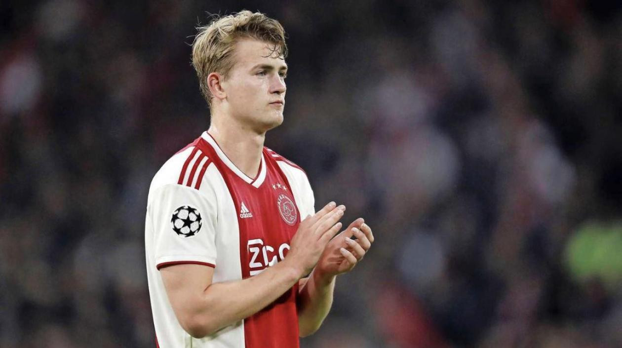 Matthijs de Ligt en un partido con el Ajax / EFE