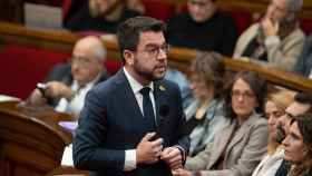 El presidente de la Generalitat, Pere Aragonès, en el Parlament / EUROPA PRESS