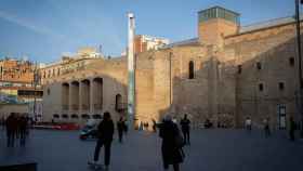 Plaza del Museu d'Art Contemporani de Barcelona (Macba), donde el ayuntamiento va a reducir el horario de cierre de comercios / David Zorrakino - Europa Press