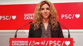 Elia Tortolero, portavoz del PSC, durante la rueda de prensa en la que denuncia que el Govern quiere hacer con los Mossos una 'trama Kitchen' / EUROPA PRESS