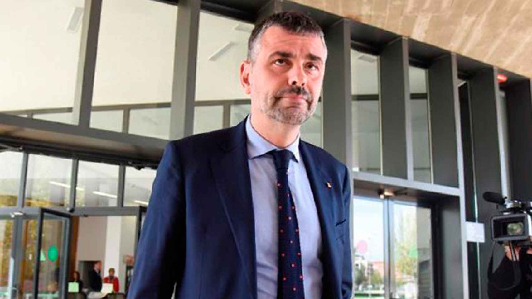 El 'exconseller' de Cultura de la Generalitat Santi Vila, en los juzgados de Huesca / EFE