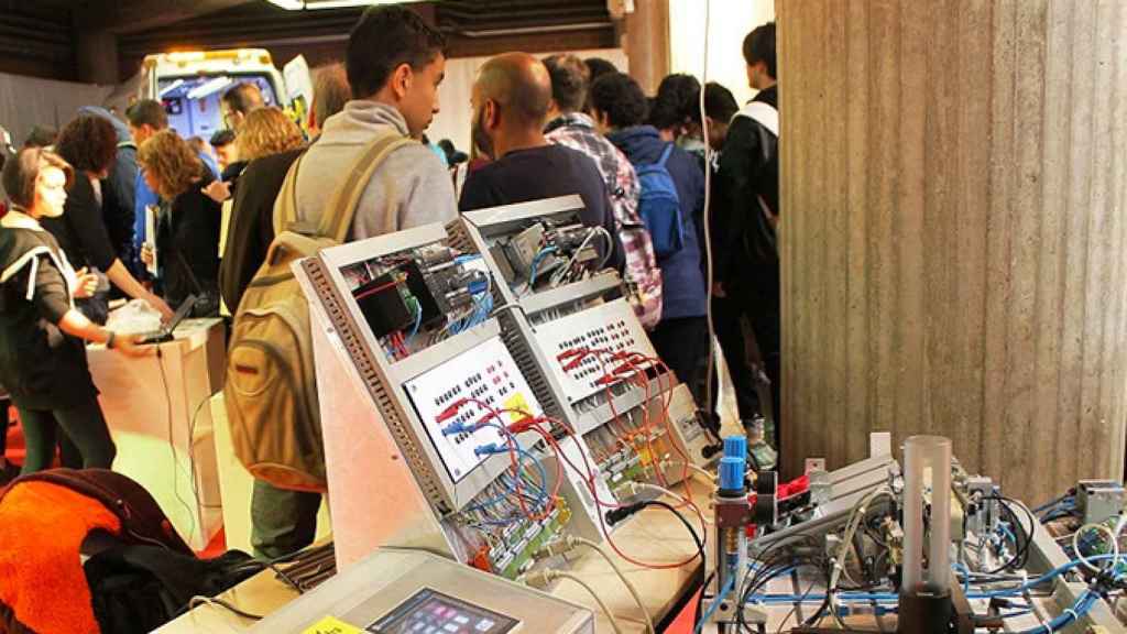 Un estand de la feria Expojove del 2017