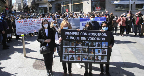 Familiares de los desaparecidos se manifiestan en La Alameda Rosalía de Castro de Marín / EUROPA PRESS