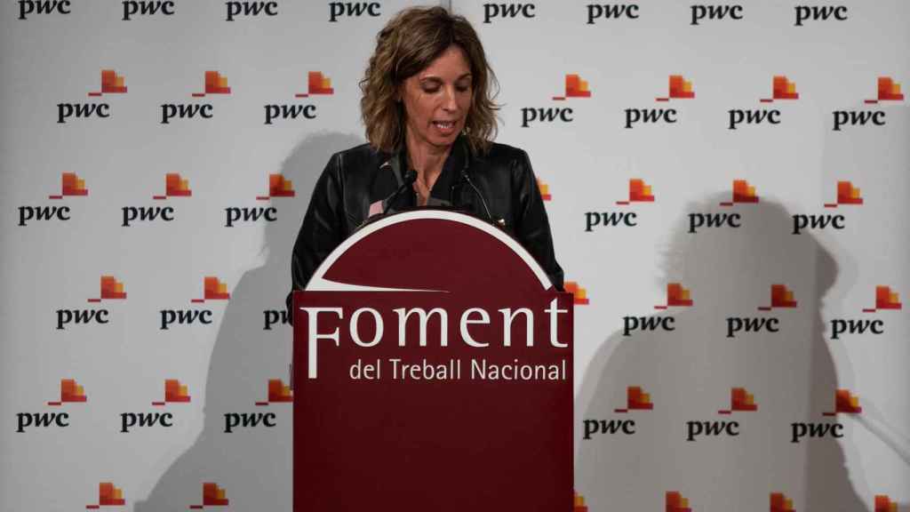 La consejera de Empresa, Àngels Chacón, en un acto de Foment / EP