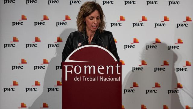 La consejera de Empresa, Àngels Chacón, en un acto de Foment / EP