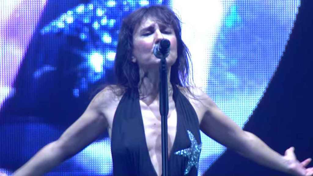 Eva Amaral, durante su actuación en el Palacio de Deportes de Madrid