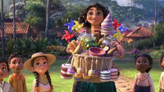 Mirabel, la protagonista de 'Encanto', lo nuevo de Disney / DISNEY