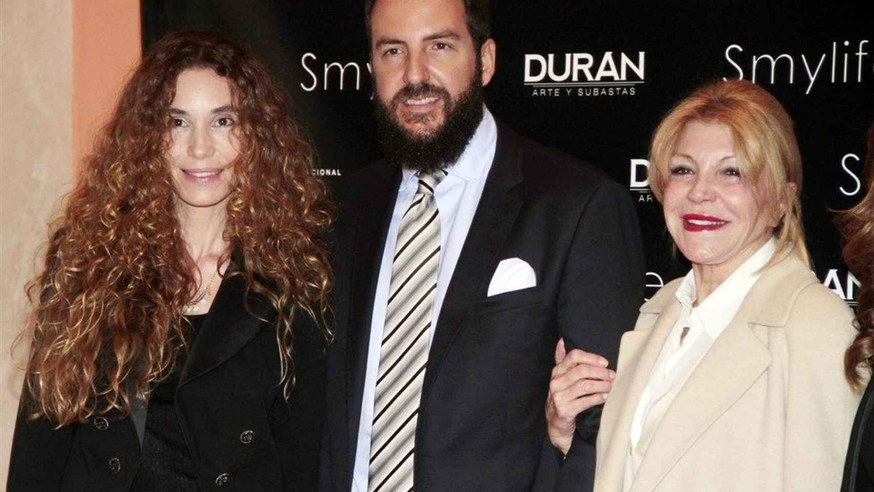 La baronesa Thyssen, junto a su hijo Borja Thyssen y su nuera Blanca Cuesta