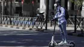 Conductor de un patinete eléctrico en Barcelona / EP