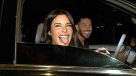 Sergio Ramos y Pilar Rubio en el coche