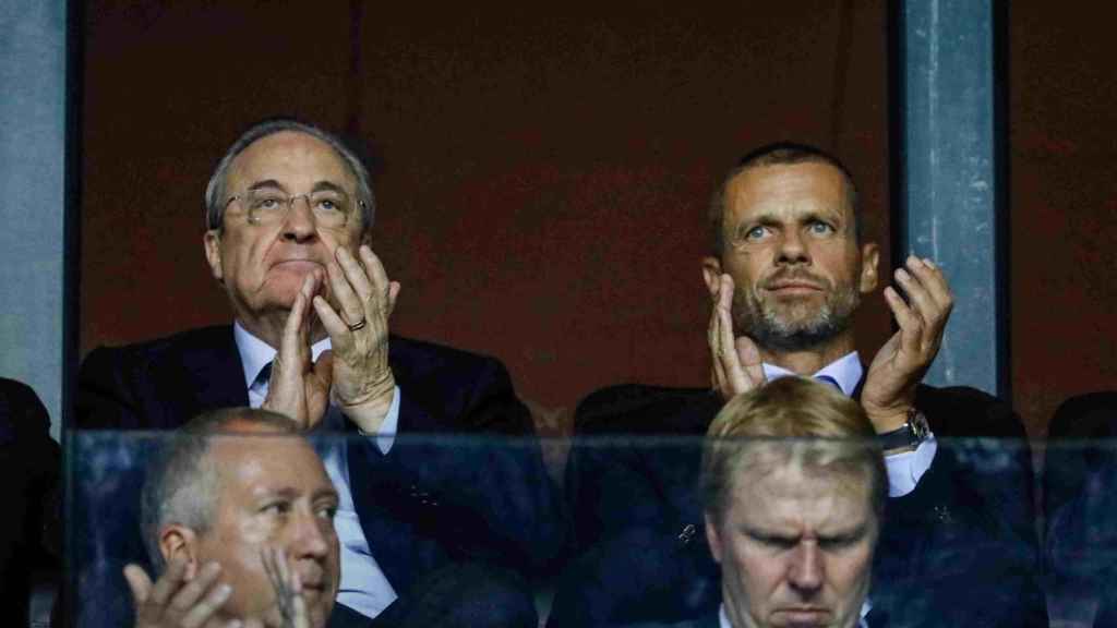 Florentino Pérez, uno de los impulsores de la Superliga, junto al presidente de la UEFA, Alexander Ceferin, en una imagen de archivo / EFE