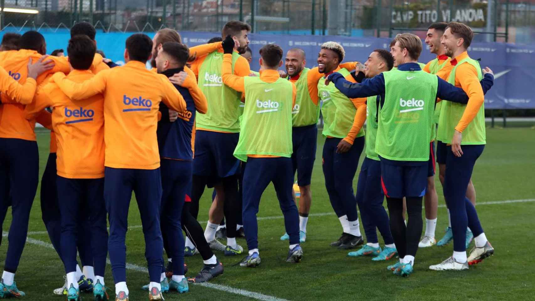 Entrenamiento del Barça del pasado sábado, con muchas sonrisas y buen humor / FCB