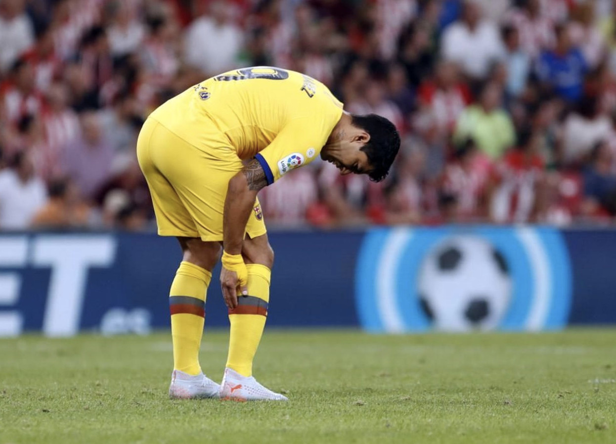 Una foto de Luis Suárez tras lesionarse ante el Athletic Club / FCB