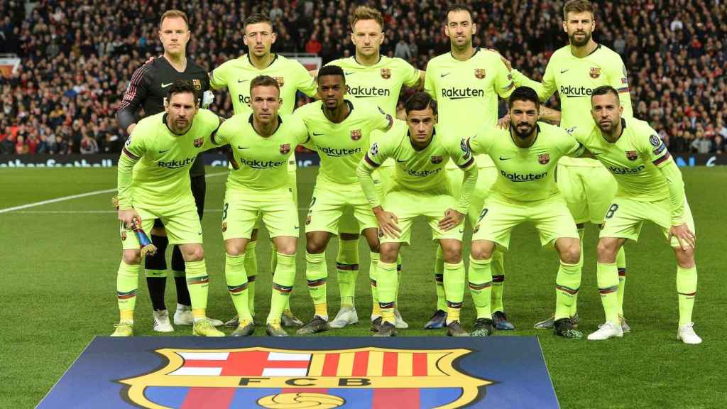 Los futbolistas del FC Barcelona posan antes del duelo contra el Manchester United / EFE