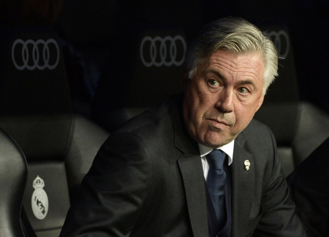 Ancelotti, en el banquillo del Real Madrid / EFE