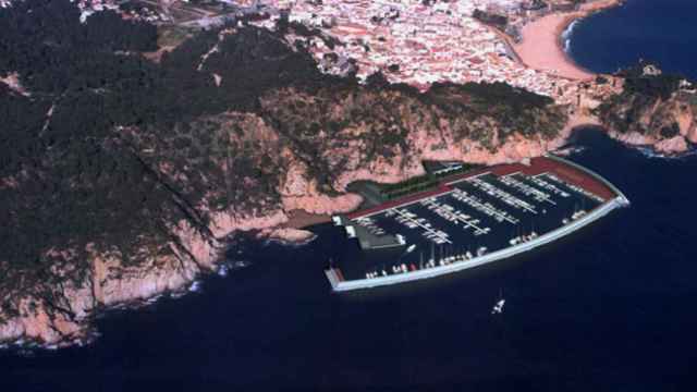 Fotomontaje del puerto deportivo a debate en Tossa de Mar (Girona) / CG