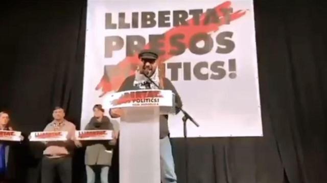 Ramon Font, portavoz del sindicato mayoritario de profesores catalanes, durane un acto independentista / TWITTER