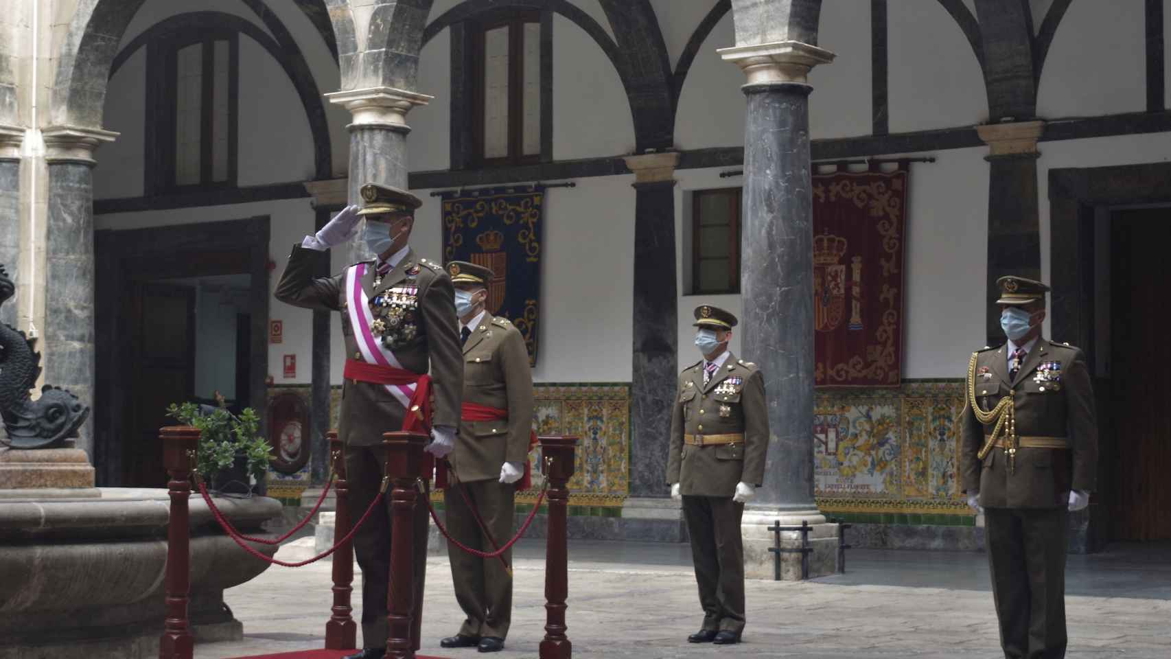 El inspector general del Ejército, Fernando Aznar Ladrón de Guevara, durante el acto por la Pascua Militar en Barcelona / EJÉRCITO