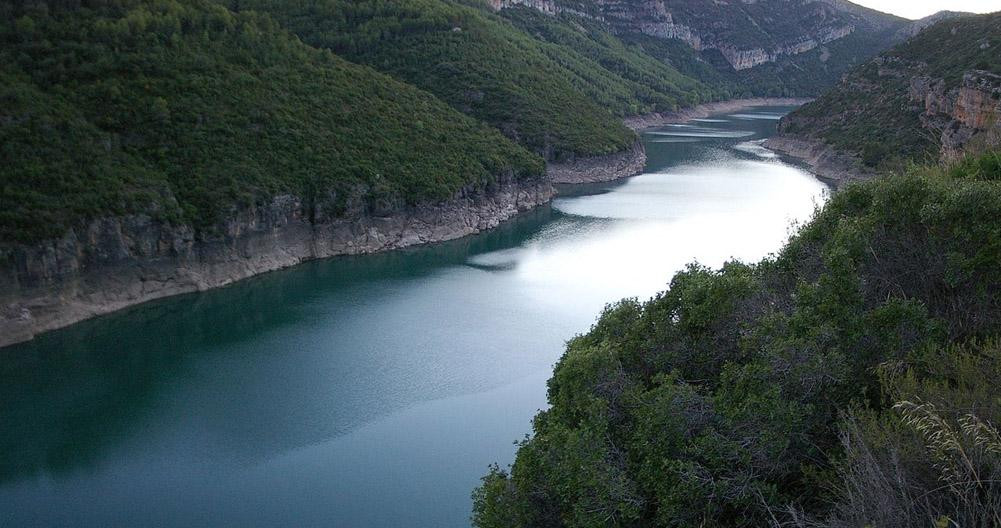 Embalse de Camarasa en el río Noguera Pallaresa / HÉCTOR BLANCO DE FRUTOS - WIKIMEDIA COMMONS