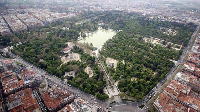 Parque del Buen Retiro, uno de los oasis urbanos más famosos de Madrid / HOLIDU