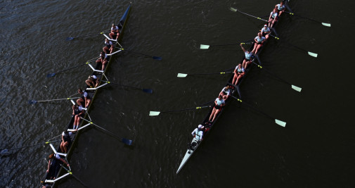 Regata entre las universidades Oxford y Cambridge en el Támesis / EFE