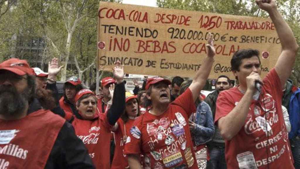 Imagen de archivo de una de las protestas de los trabajadores de la plana embotelladora de Coca-Cola de Fuenlabrada (Madrid)