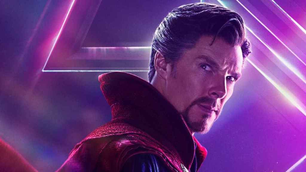 Benedict Cumberbatch caracterizado como Doctor Strange / VENGADORES: INFINITY WAR