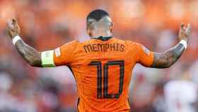 Memphis Depay, cabizbajo después de fallar un penalti con Holanda / EFE