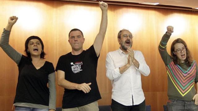 Los diputados electos de la CUP Anna Gabriel, Josep Manel Busqueta, Antonio Baños y Eulàlia Reguant, en la conferencia política del parido de este jueves.