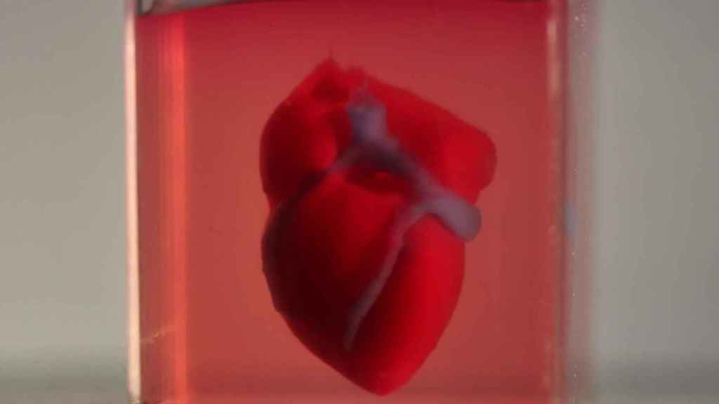 Primer corazón imprimido en 3D con tejido humano / ADVANCED SCIENCE