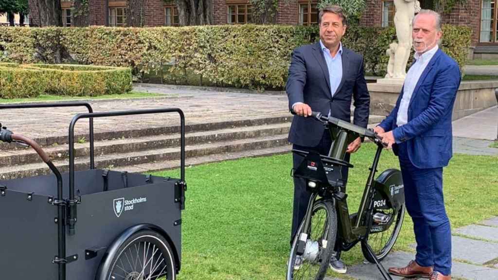 Presentación del modelo de bicicleta eléctrica operada por Moventia en Estocolmo / MOVENTIA