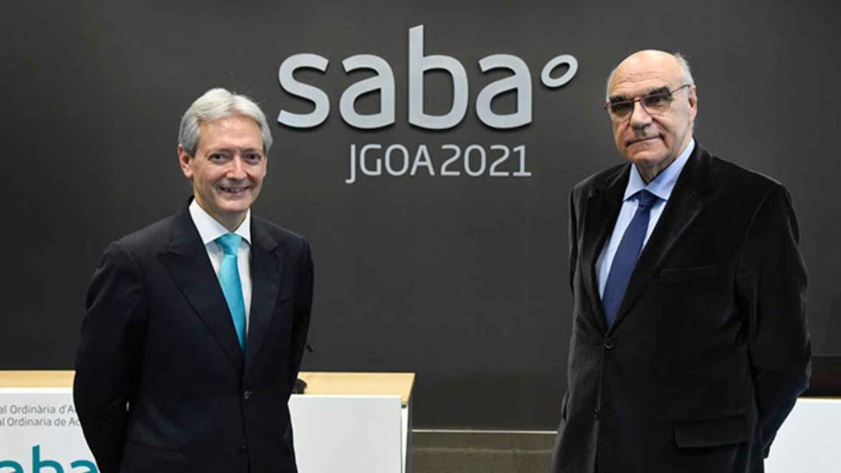 Salvador Alemany (der.) y Josep Martínez Vila (izq.), en el transcurso de la junta general de Saba
