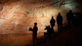 Murales de arte prehistórico encontrados en unas cuevas de Tarragona / ARNAU PASCUAL - EFE