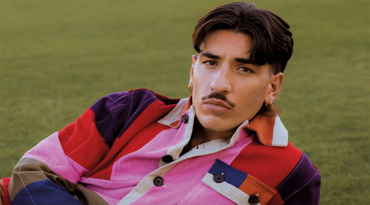 Héctor Bellerín, posando para una revista de moda / REDES