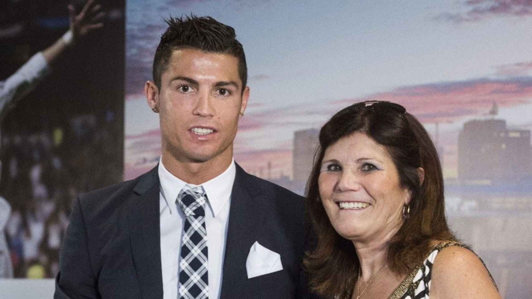 cristiano ronaldo con su madre