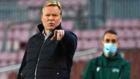 Ronald Koeman ante el Valencia en el Camp Nou / REDES