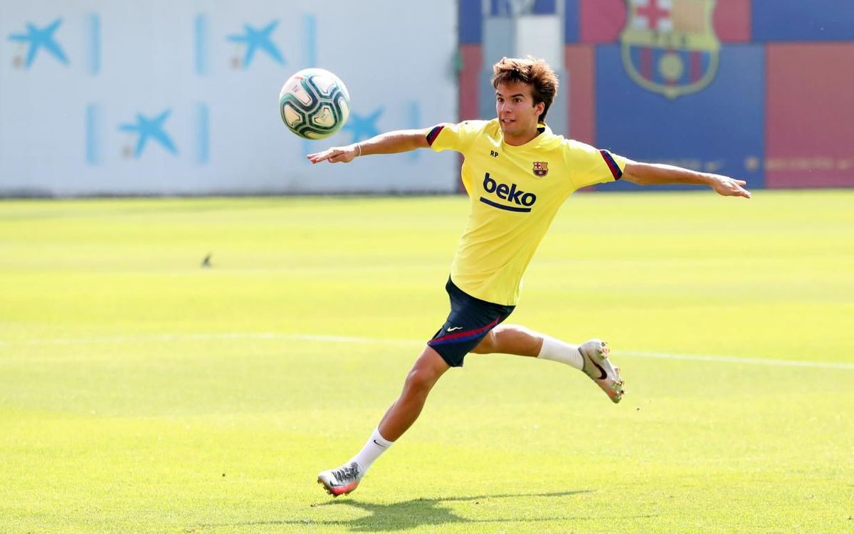 Riqui Puig durante un entrenamiento /FCB