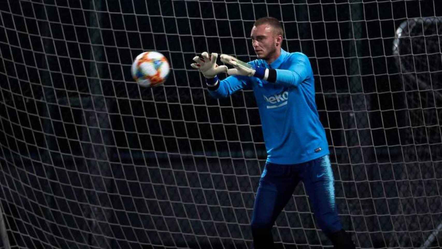 Jasper Cillessen en un entrenamiento con el FC Barcelona / EFE