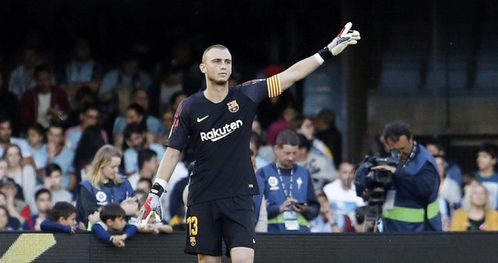 Una foto de Jasper Cillessen durante el partido ante el Celta de Vigo como capitán / FCB