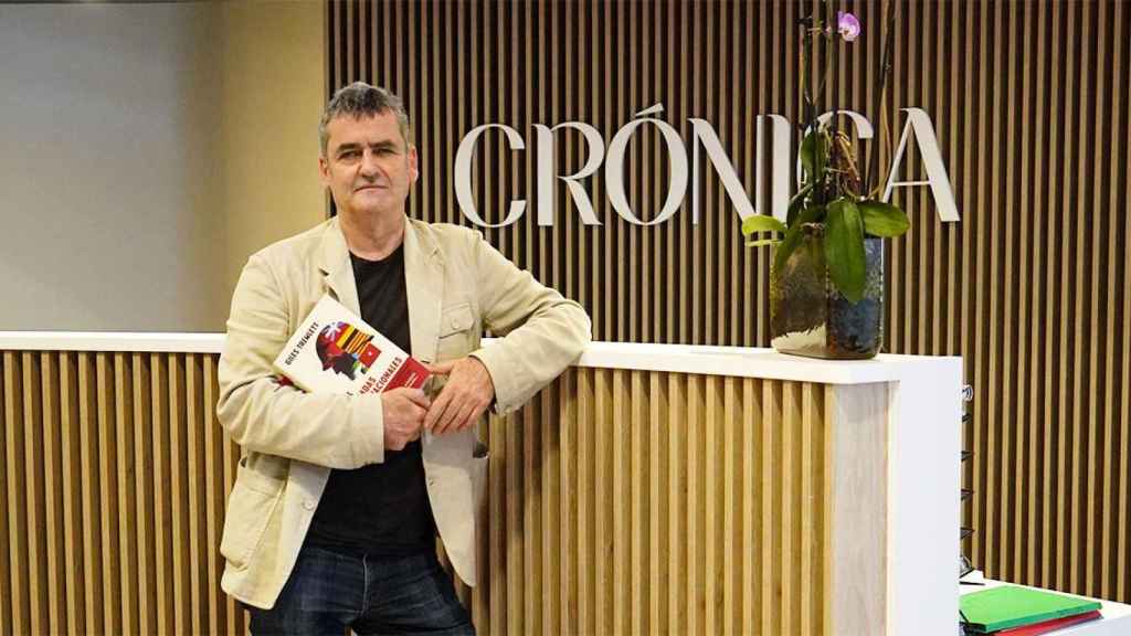 Giles Tremlett, autor del libro 'Las brigadas internacionales' en la redacción de Crónica Global / CG