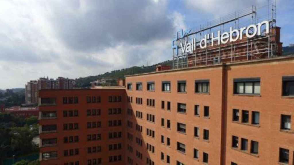 Fachada del Vall d'Hebron, el hospital que aceptará las visitas a pacientes que no tienen Covid-19 / VH