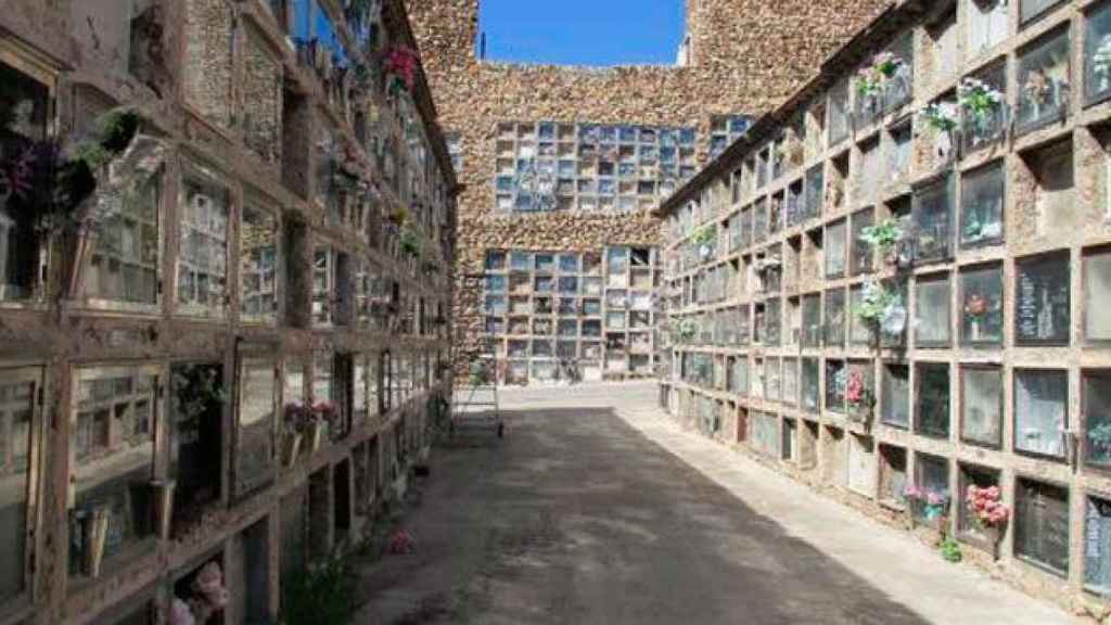 Instalaciones del cementerio de Montjuïc, donde la empresa municipal ofrece un pseudotanatorio / CG