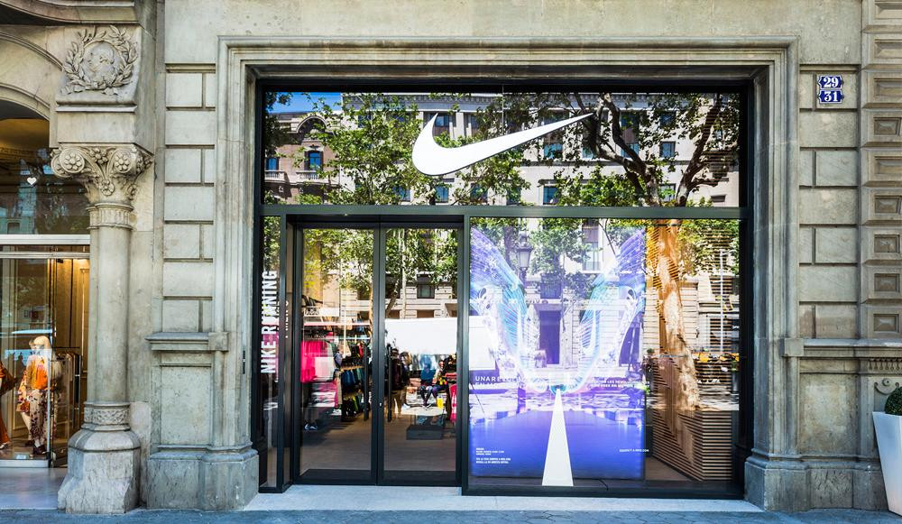 Imagen de una de las tiendas de Nike en el paseo de Gracia de Barcelona / CG