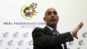 Luis Rubiales en un acto público de la RFEF / EFE