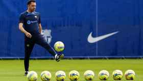 Xavi Hernández, durante un entrenamiento con el FC Barcelona / EFE