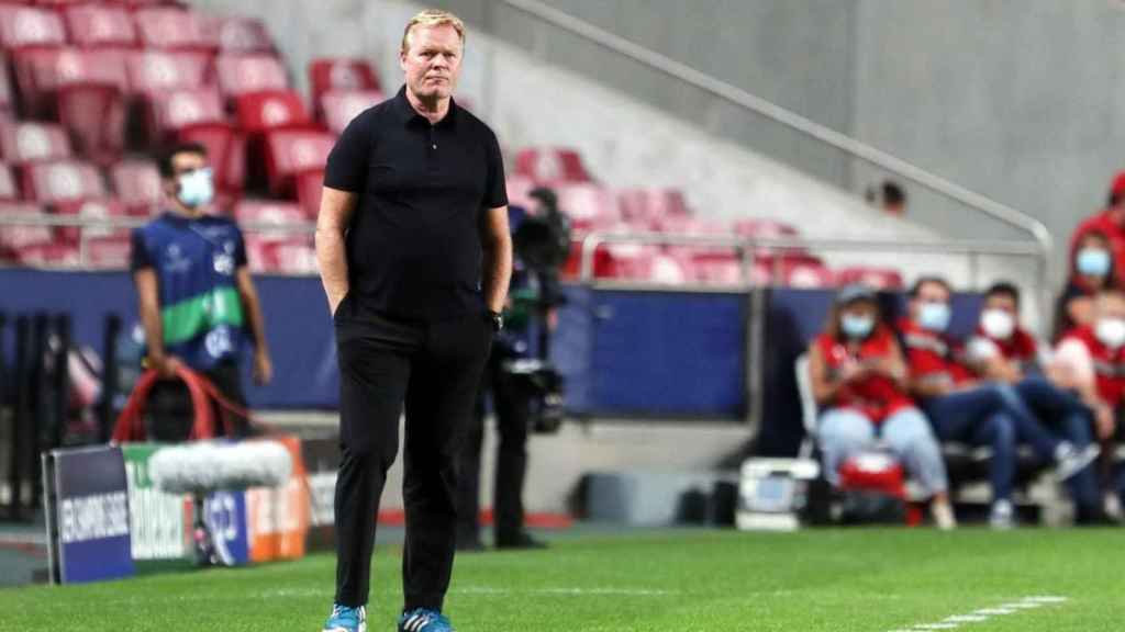 Koeman durante el Benfica-Barça / FC Barcelona