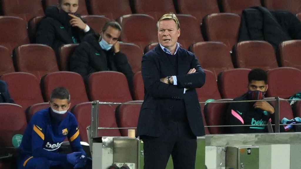 Ronald Koeman, durante su estreno en Champions con el Barça | EFE