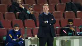 Ronald Koeman, durante su estreno en Champions con el Barça | EFE